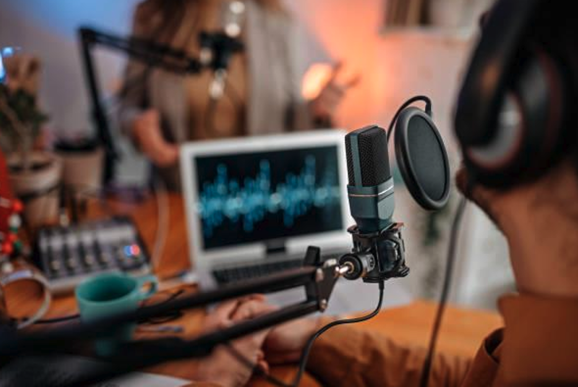 Radio and Podcasting: The Perfect Synergy Driving Innovation